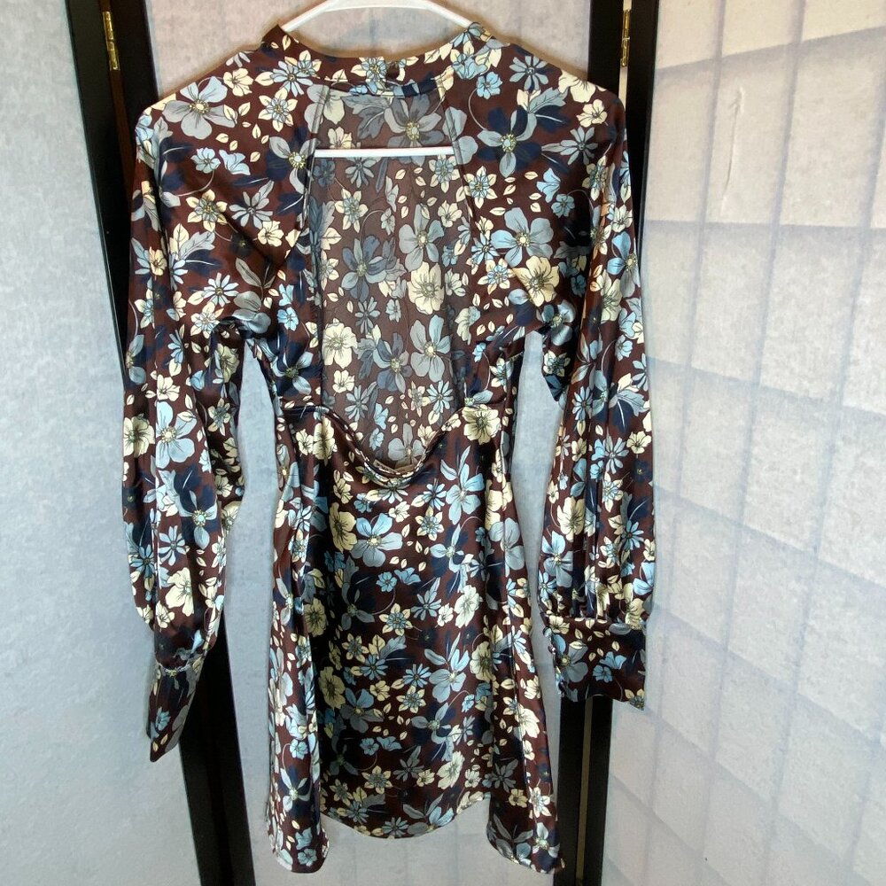 Future Collective Reese Blutstein M Satin Backless Long Sleeve Mini Dress NWT - Picture 2 of 10